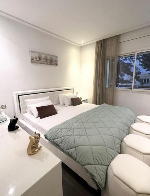 Luxurious 3 Beds Agdal Apartment Rabat Exterior foto